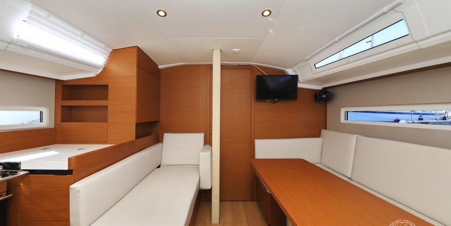 Jeanneau Sun Odyssey 410