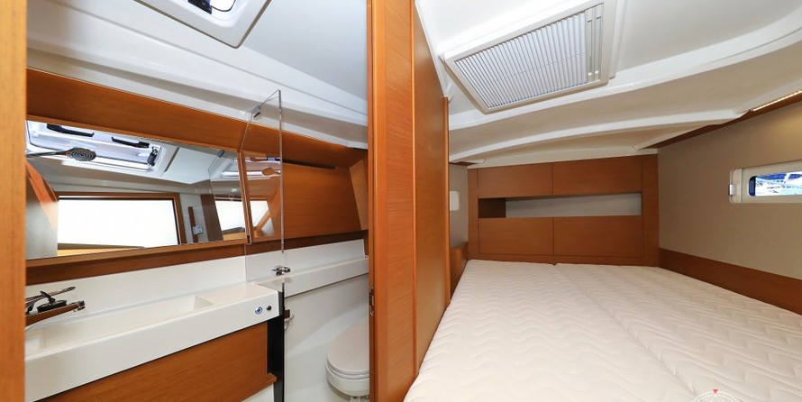 Jeanneau Sun Odyssey 410