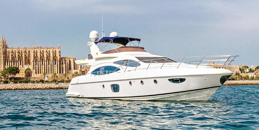 Azimut 68 Evolution