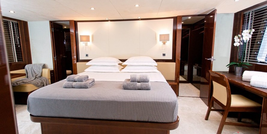 Princess 85 Flybridge