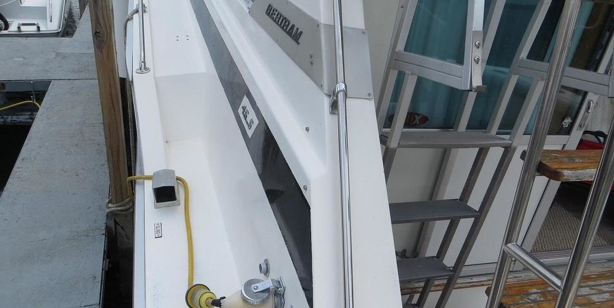 Bertram 60 Convertible