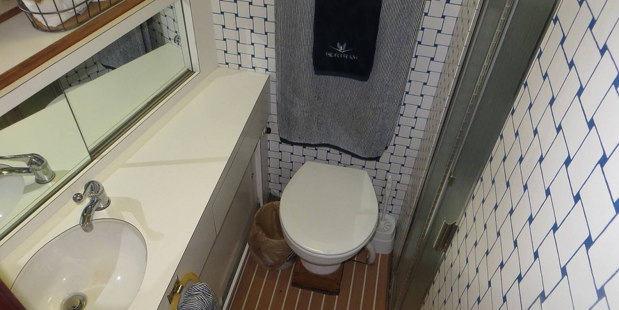 Bertram 60 Convertible