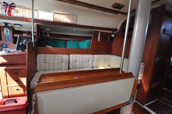 C&C 40 Centerboard Cruiser