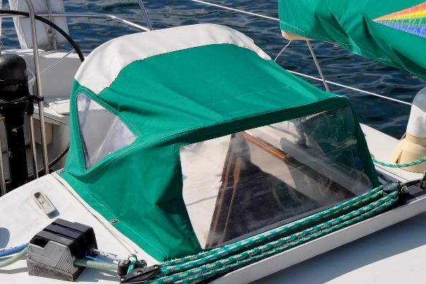 C&C 40 Centerboard Cruiser