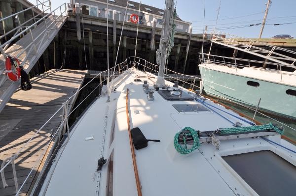 C&C 40 Centerboard Cruiser