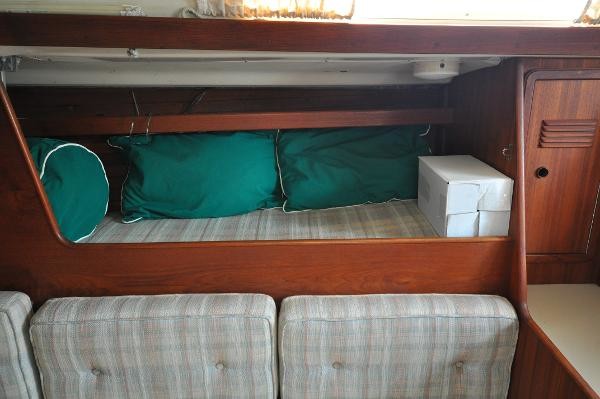 C&C 40 Centerboard Cruiser