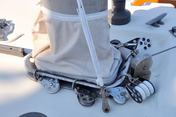 C&C 40 Centerboard Cruiser