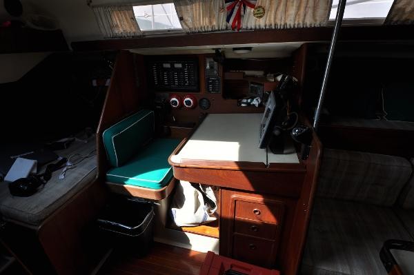 C&C 40 Centerboard Cruiser