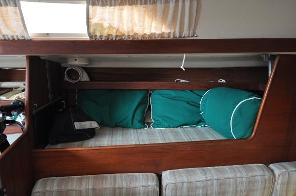 C&C 40 Centerboard Cruiser