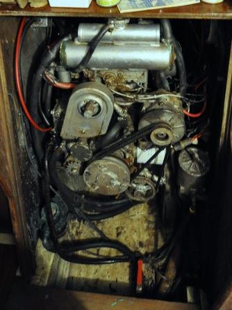 C&C 40 Centerboard Cruiser