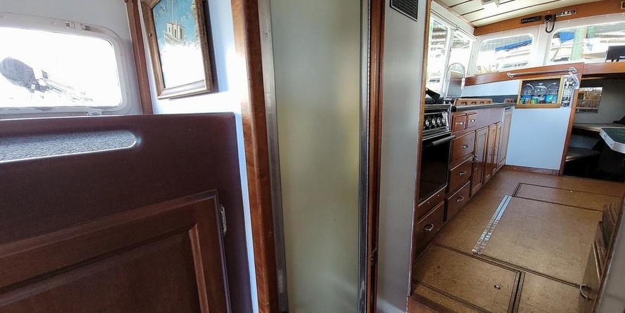 Santa Barbara Boat Builders 39