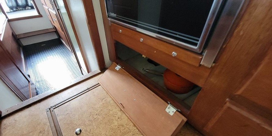Santa Barbara Boat Builders 39
