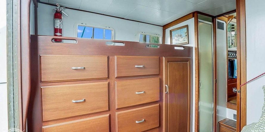 Santa Barbara Boat Builders 39