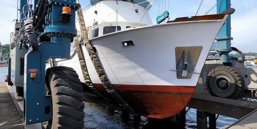 Santa Barbara Boat Builders 39