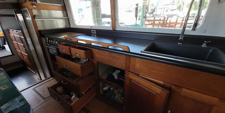 Santa Barbara Boat Builders 39