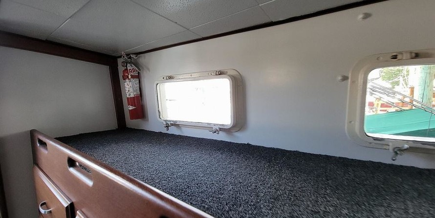 Santa Barbara Boat Builders 39