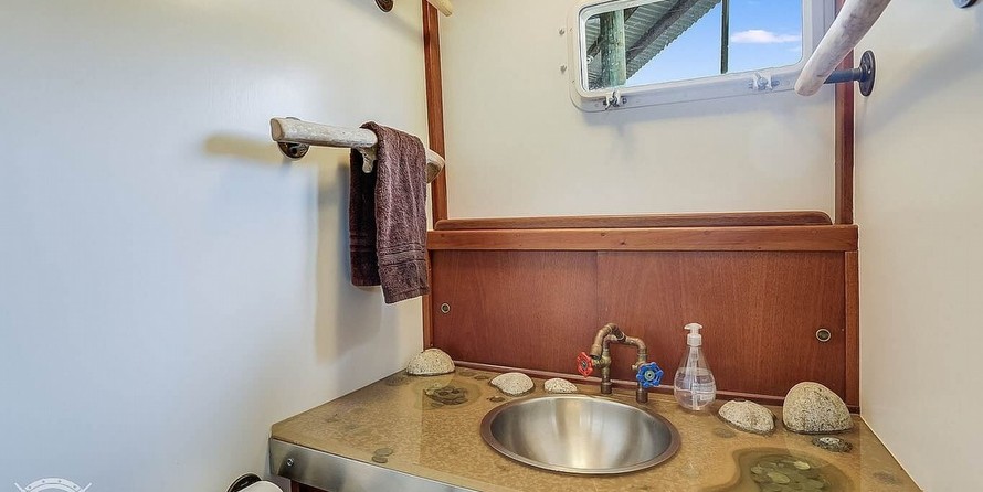 Santa Barbara Boat Builders 39
