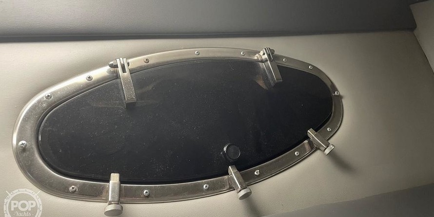 Trojan 11 Meter Express 370