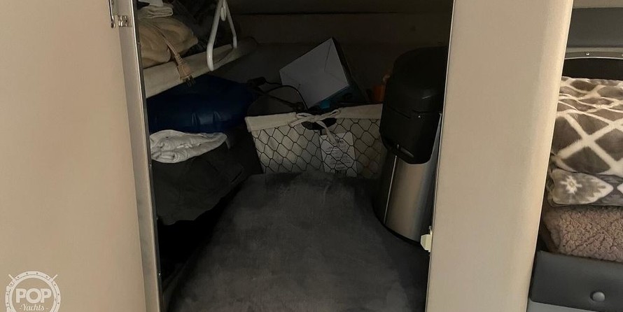 Trojan 11 Meter Express 370