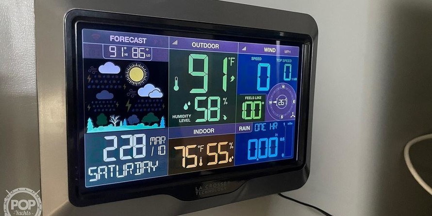 Trojan 11 Meter Express 370