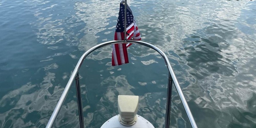 Trojan 11 Meter Express 370