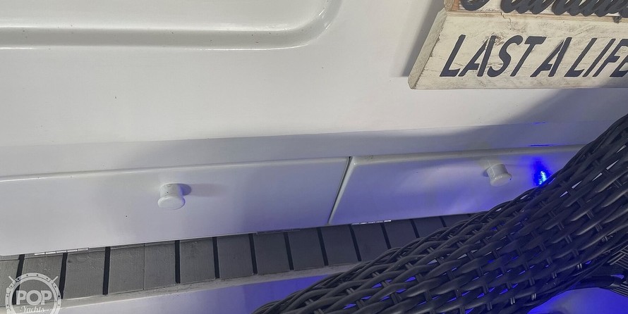 Trojan 11 Meter Express 370