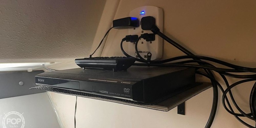 Trojan 11 Meter Express 370