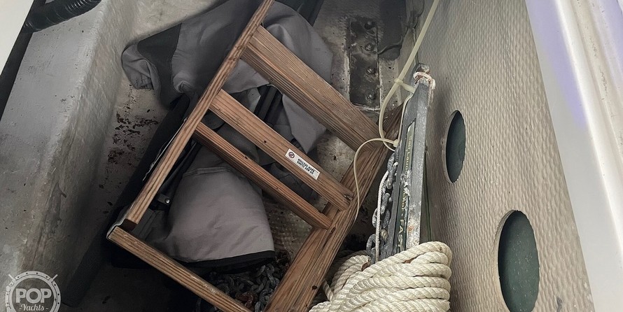 Trojan 11 Meter Express 370