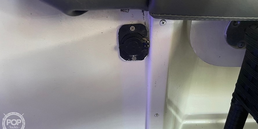 Trojan 11 Meter Express 370