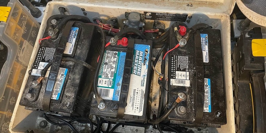 Trojan 11 Meter Express 370