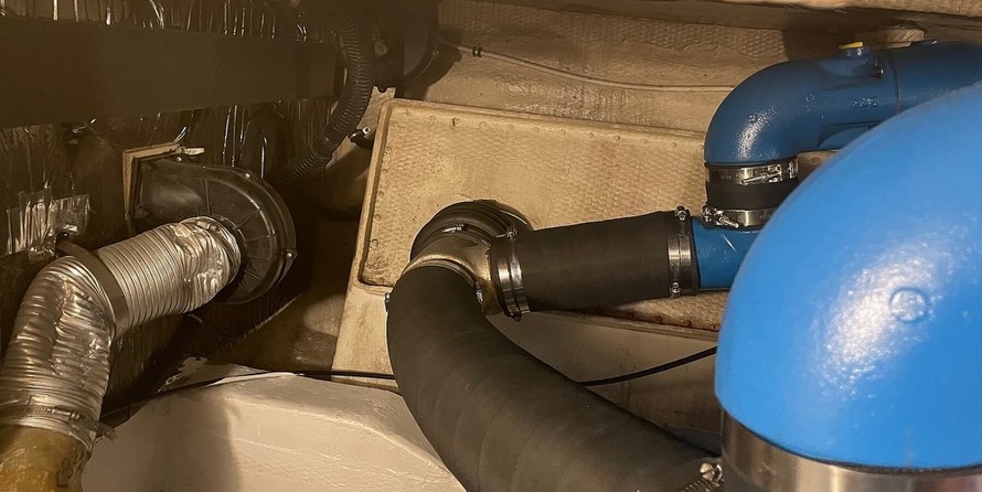 Trojan 11 Meter Express 370