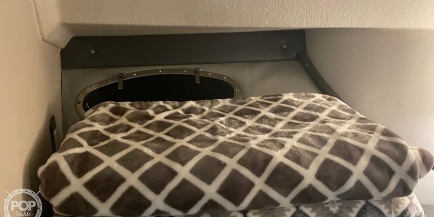 Trojan 11 Meter Express 370