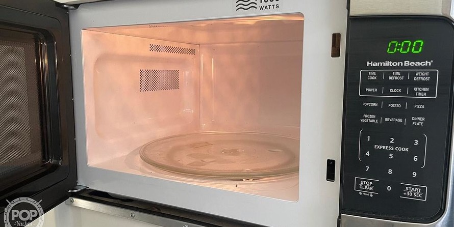 Trojan 11 Meter Express 370