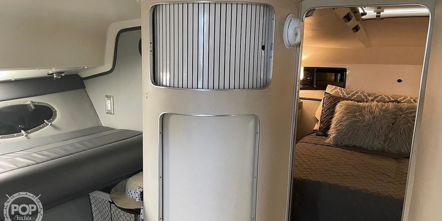 Trojan 11 Meter Express 370