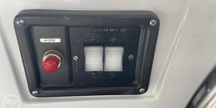 Trojan 11 Meter Express 370