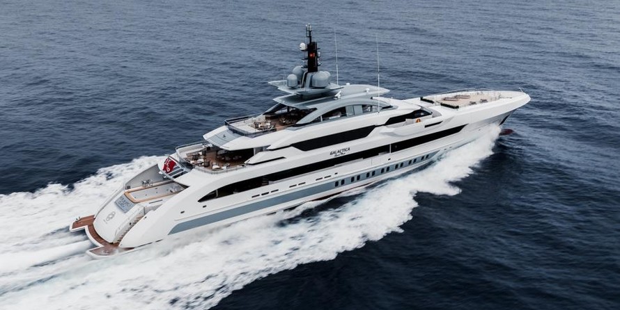 Heesen Galactica Super Nova