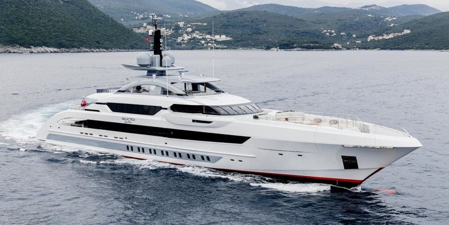 Heesen Galactica Super Nova