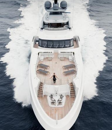 Heesen Galactica Super Nova
