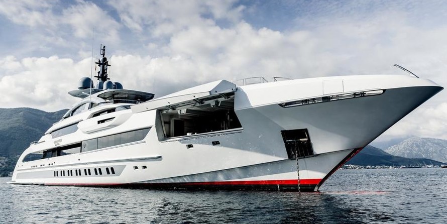 Heesen Galactica Super Nova