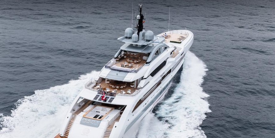 Heesen Galactica Super Nova