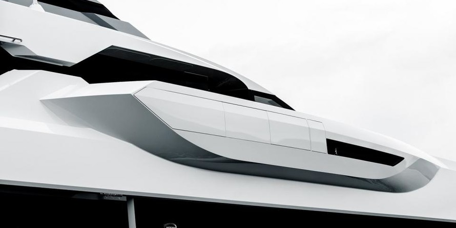 Heesen Galactica Super Nova