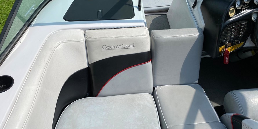 Correct craft air nautique 226 team