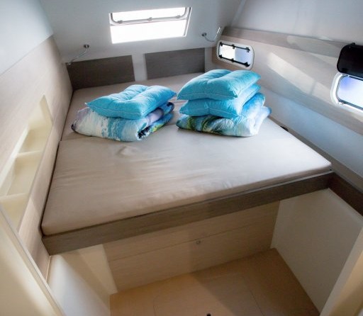 Bali catamarans 4.0 lounge