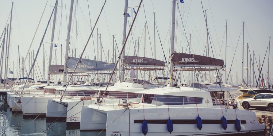 Bali catamarans 4.0 lounge