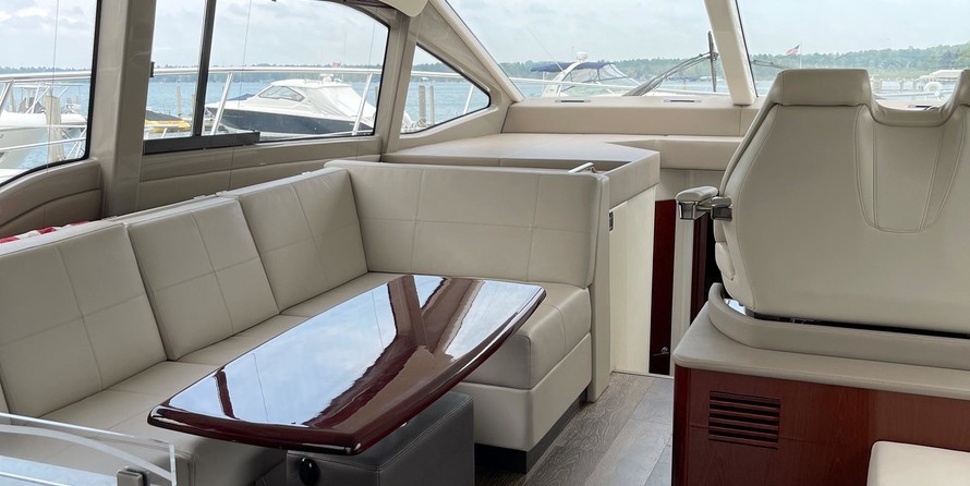 Sea Ray 460 Sundancer