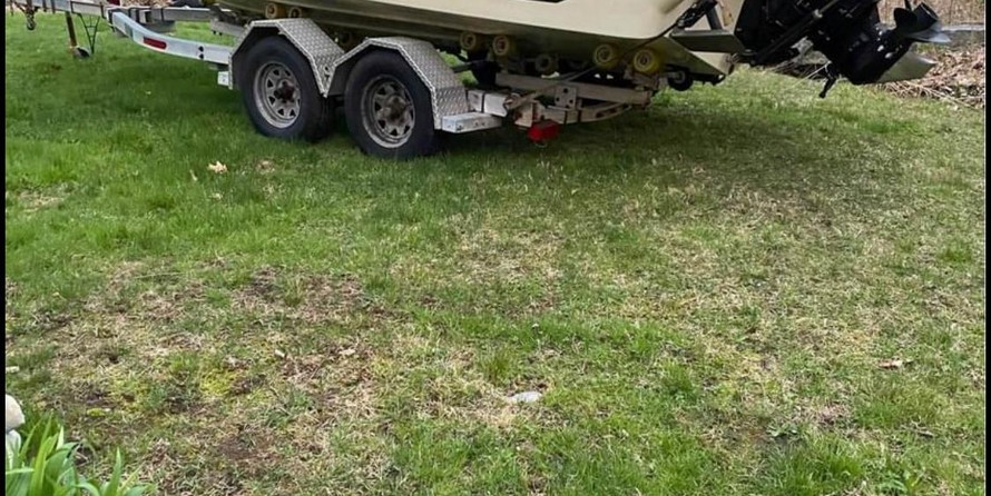 Sea ray 215 express cruiser