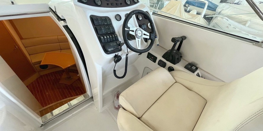 Hunter Klase A 32