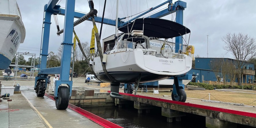 Beneteau Oceanis 38.1