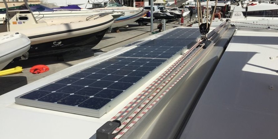 Fountaine Pajot Lucia 40