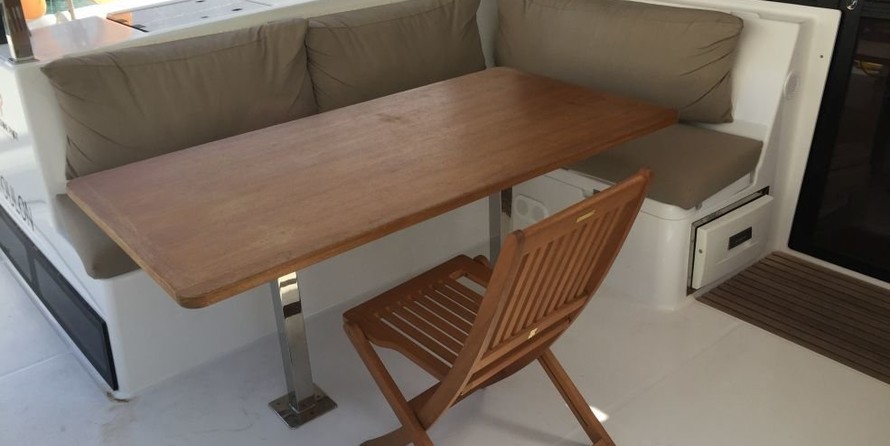 Fountaine Pajot Lucia 40